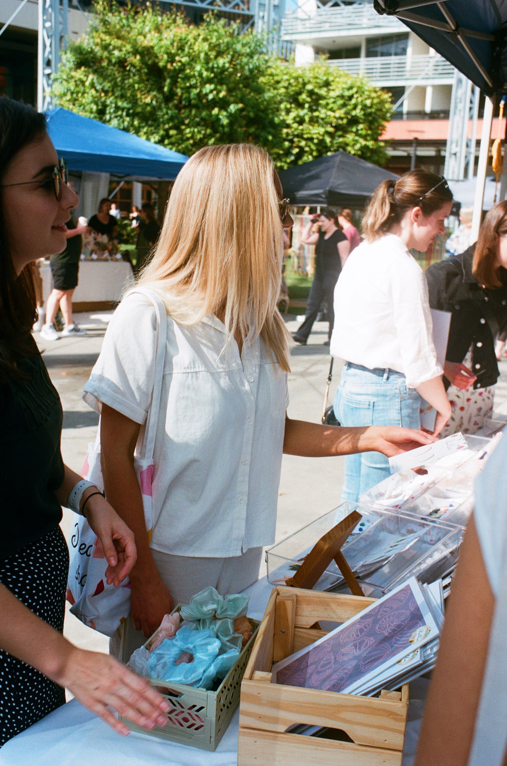 Festive Weekends at Gasworks Plaza: Dogs, Design and Christmas Cheer